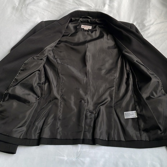 Merona Women`s One Button Single Breast Lined Stretch Black Blazer Size 2 EUC - Picture 6 of 7